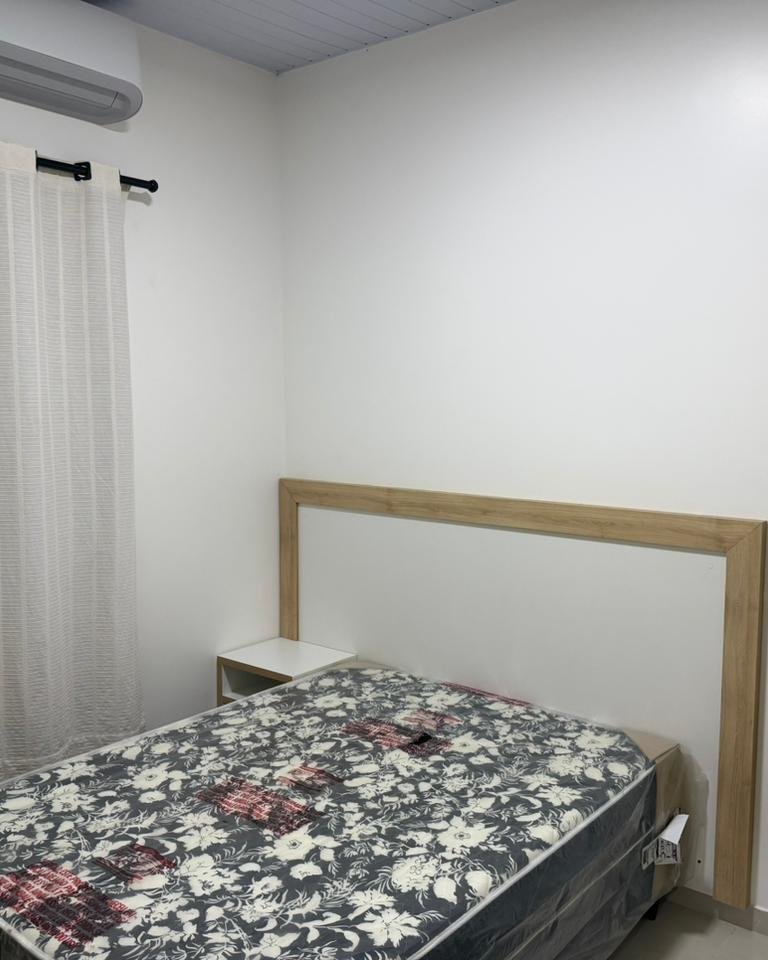Casa 8E para alugar